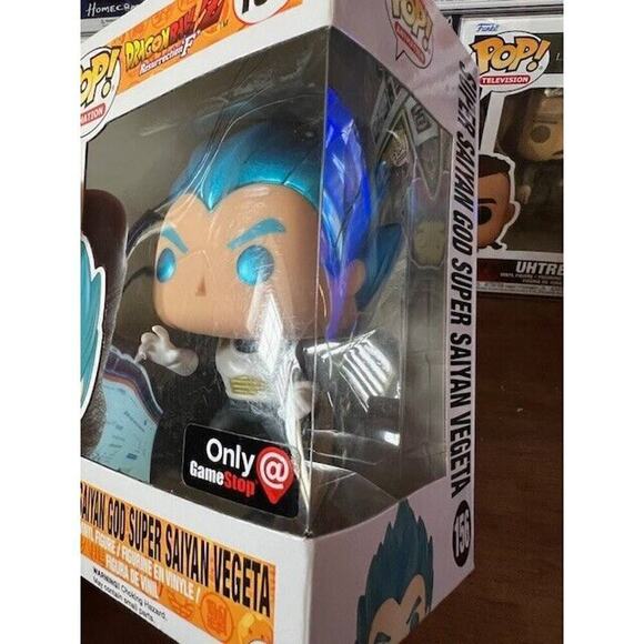 Funko Pop! Metallic Super Saiyan God Super Saiyan Vegeta GameStop Exclusive - Picture 8 of 10